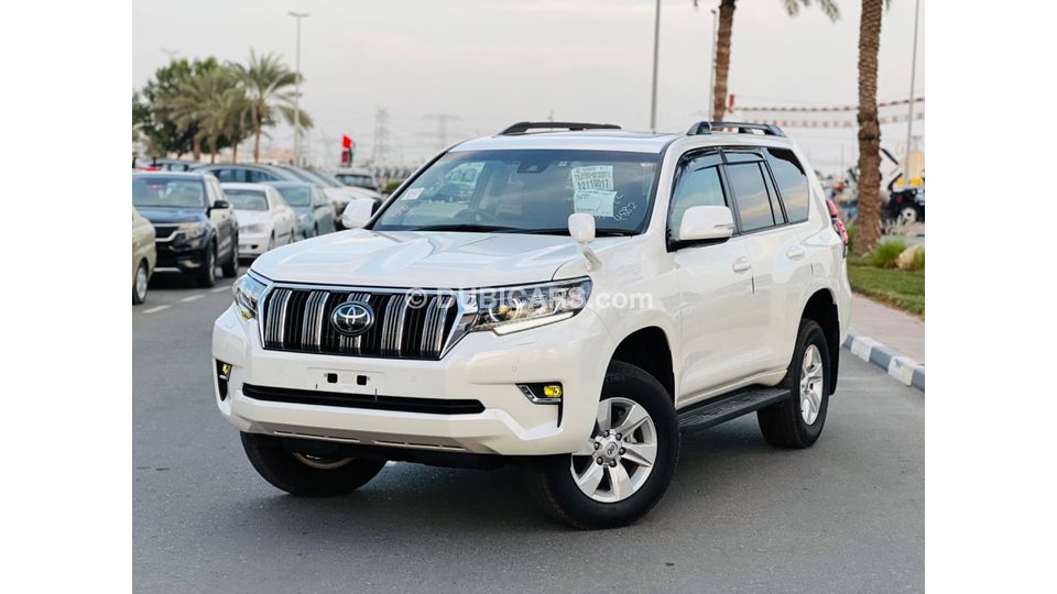 Used Toyota Prado TX 2021 for sale in Dubai 571088