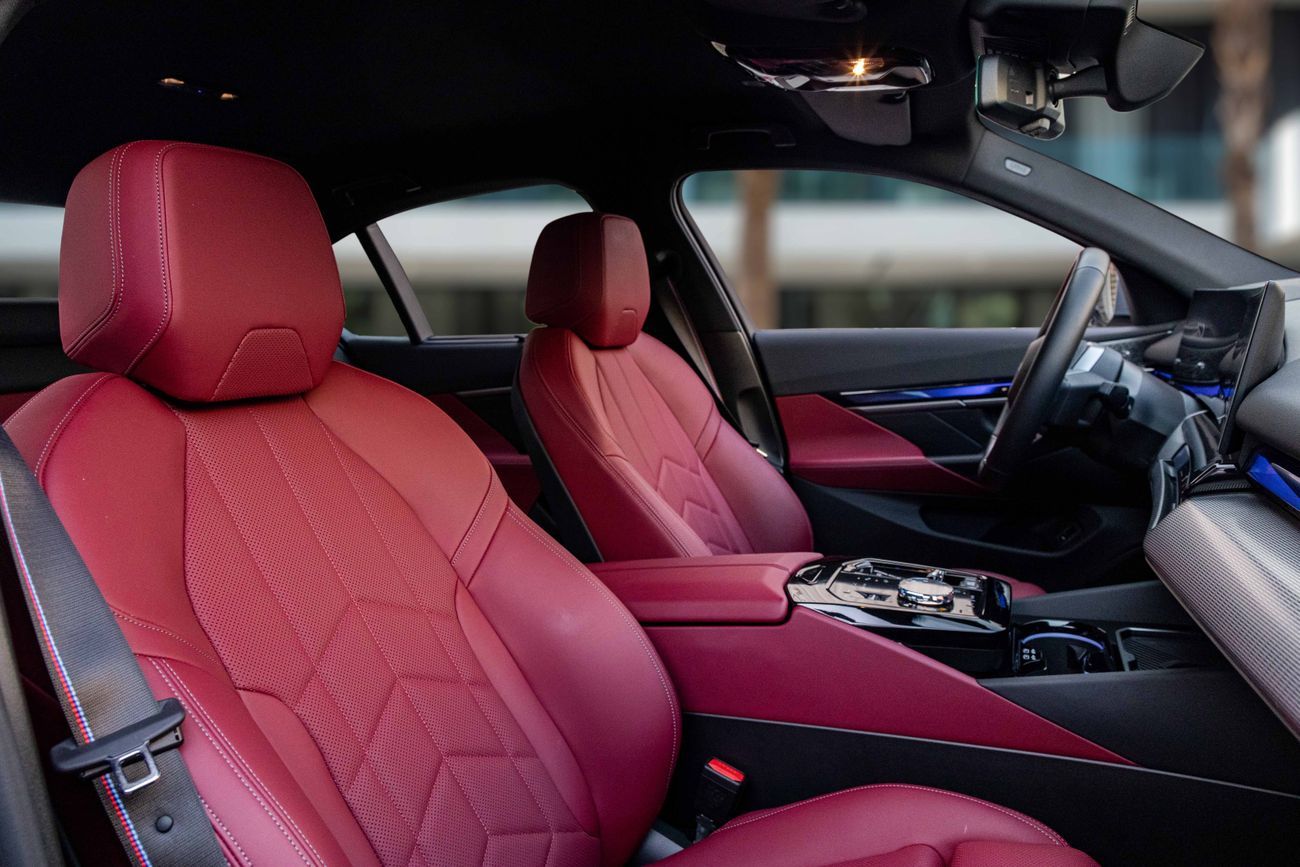 بي أم دبليو i5 I5 eDrive40 M Sport | 4,309 P.M | 0% Downpayment | AGENCY WARRANTY/SERVICE! | Ramadan Offer!