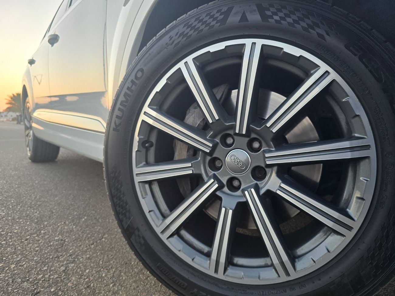 أودي Q7 45 TFSI quattro 3.0L