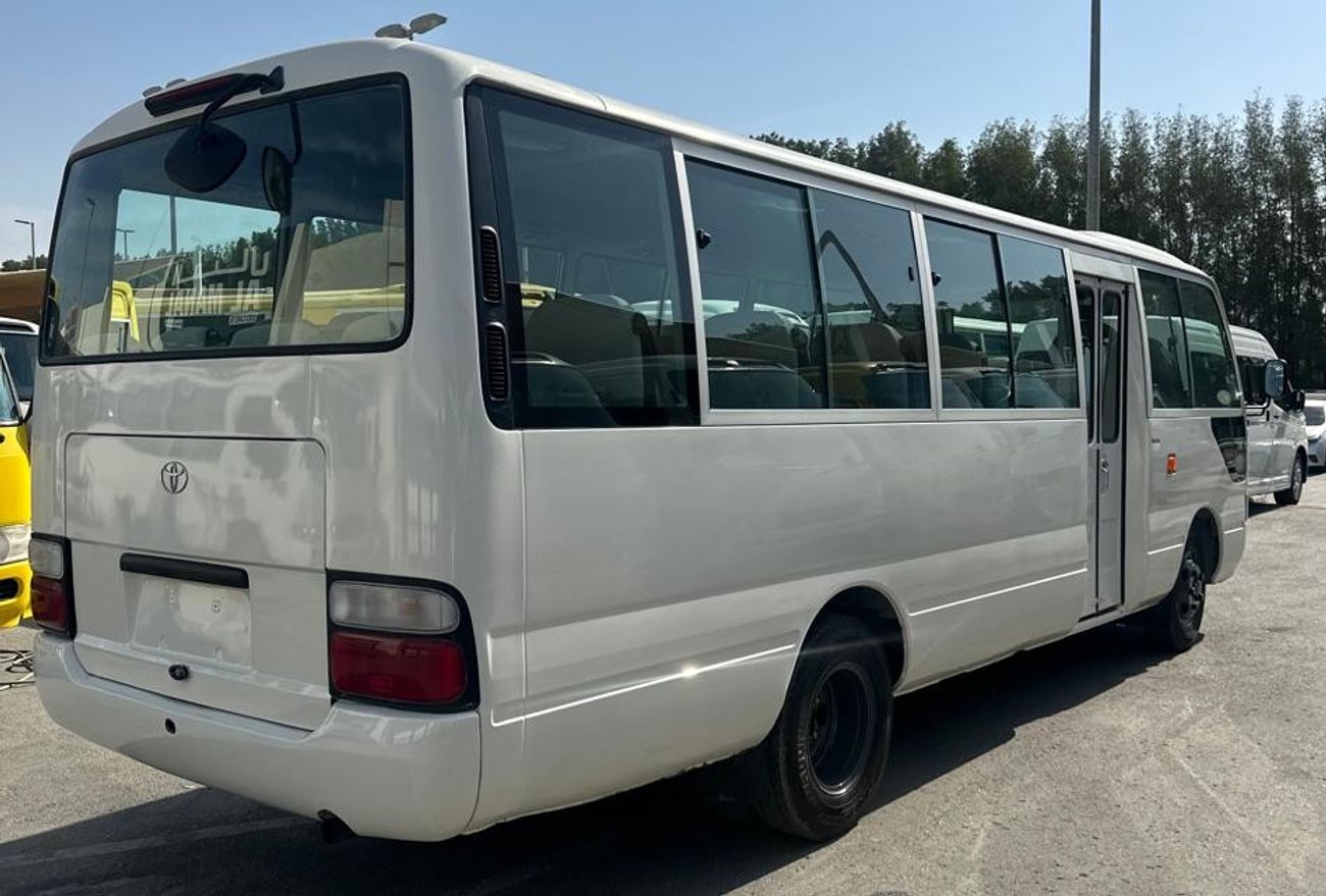 تويوتا كوستر