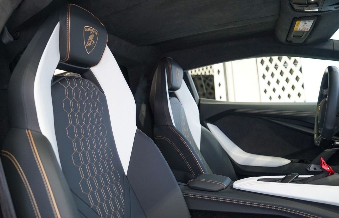 Lamborghini Revuelto STD