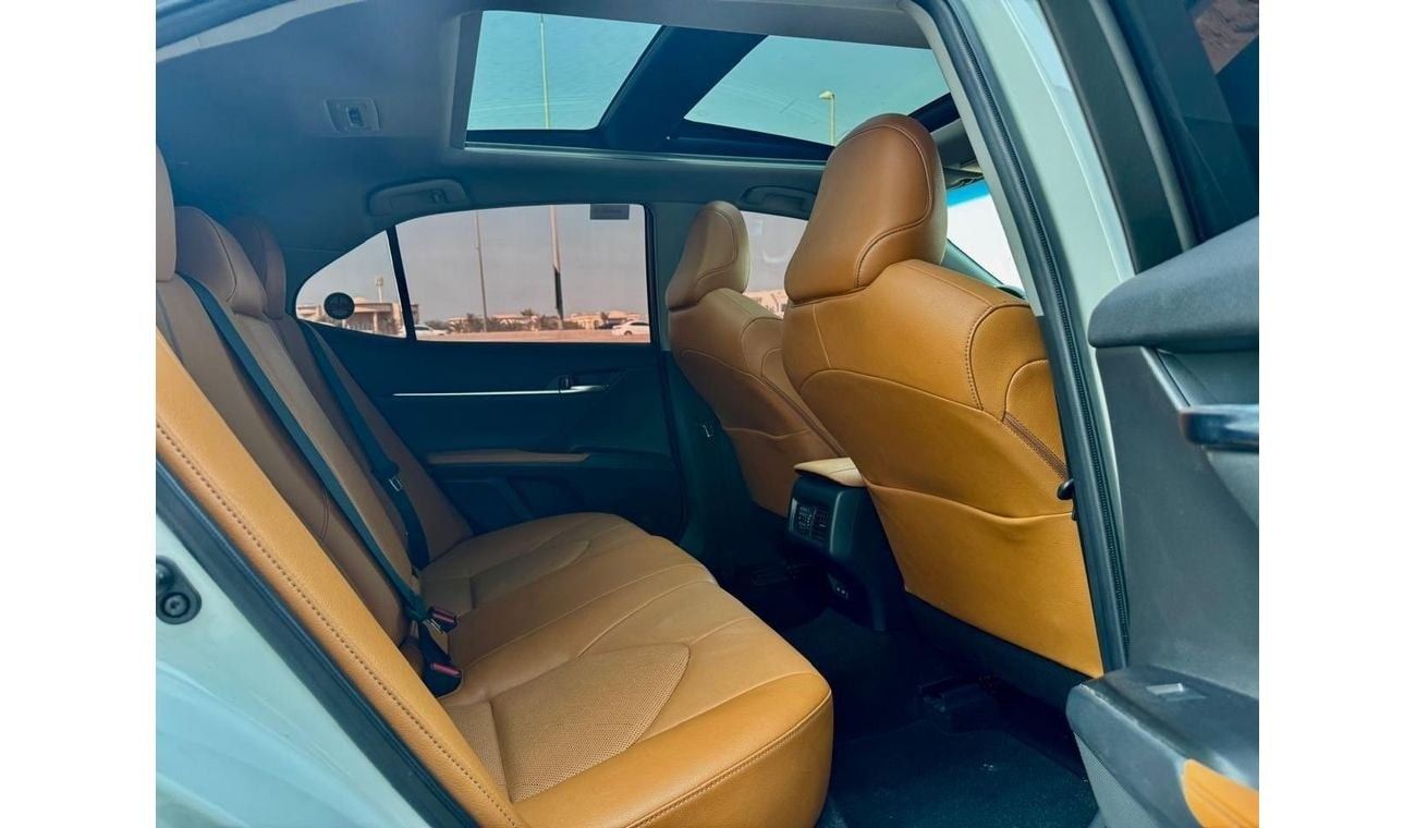 تويوتا كامري CAMRY 2023 40 Anniversary Edition,panoramic,GCC TOP OF RANGE