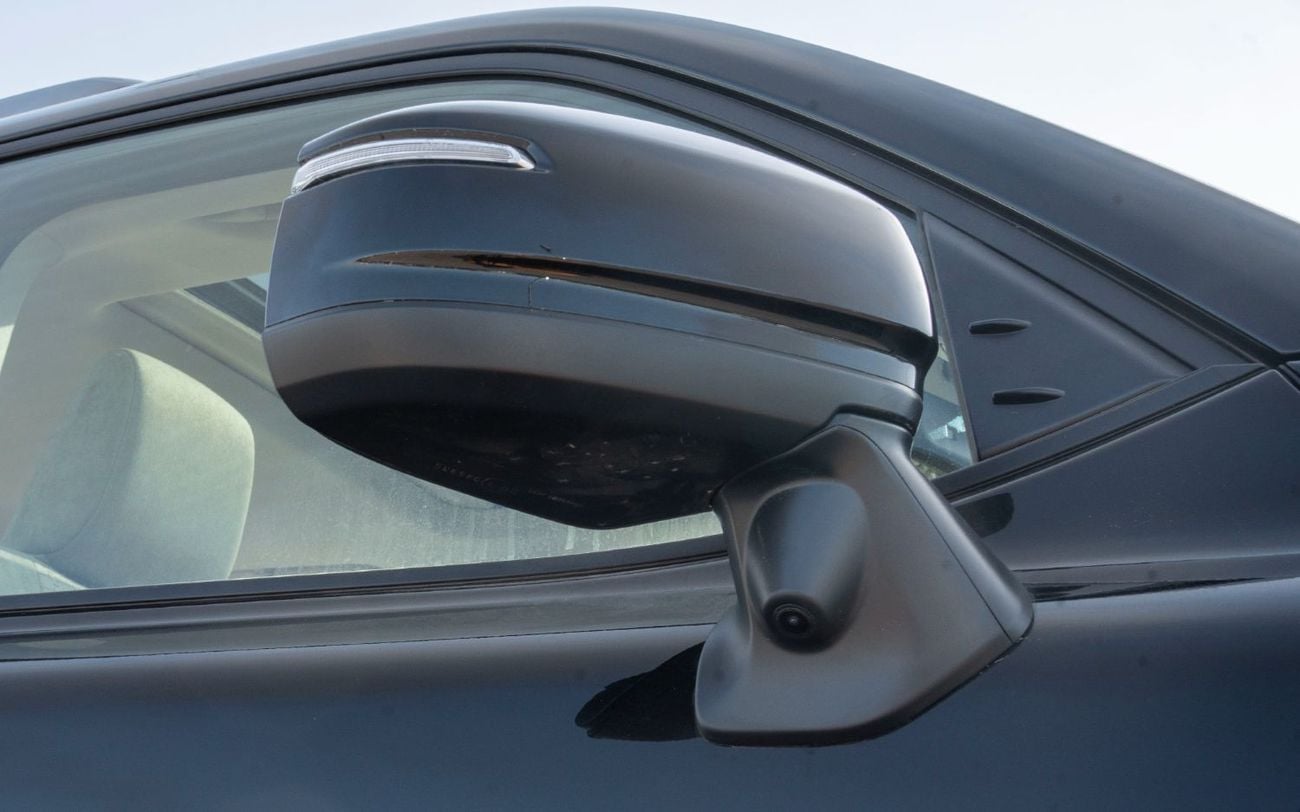 Toyota Land Cruiser Toyota Land Cruiser GXR 3.5L petrol 2026 with sunroof and 360 camera