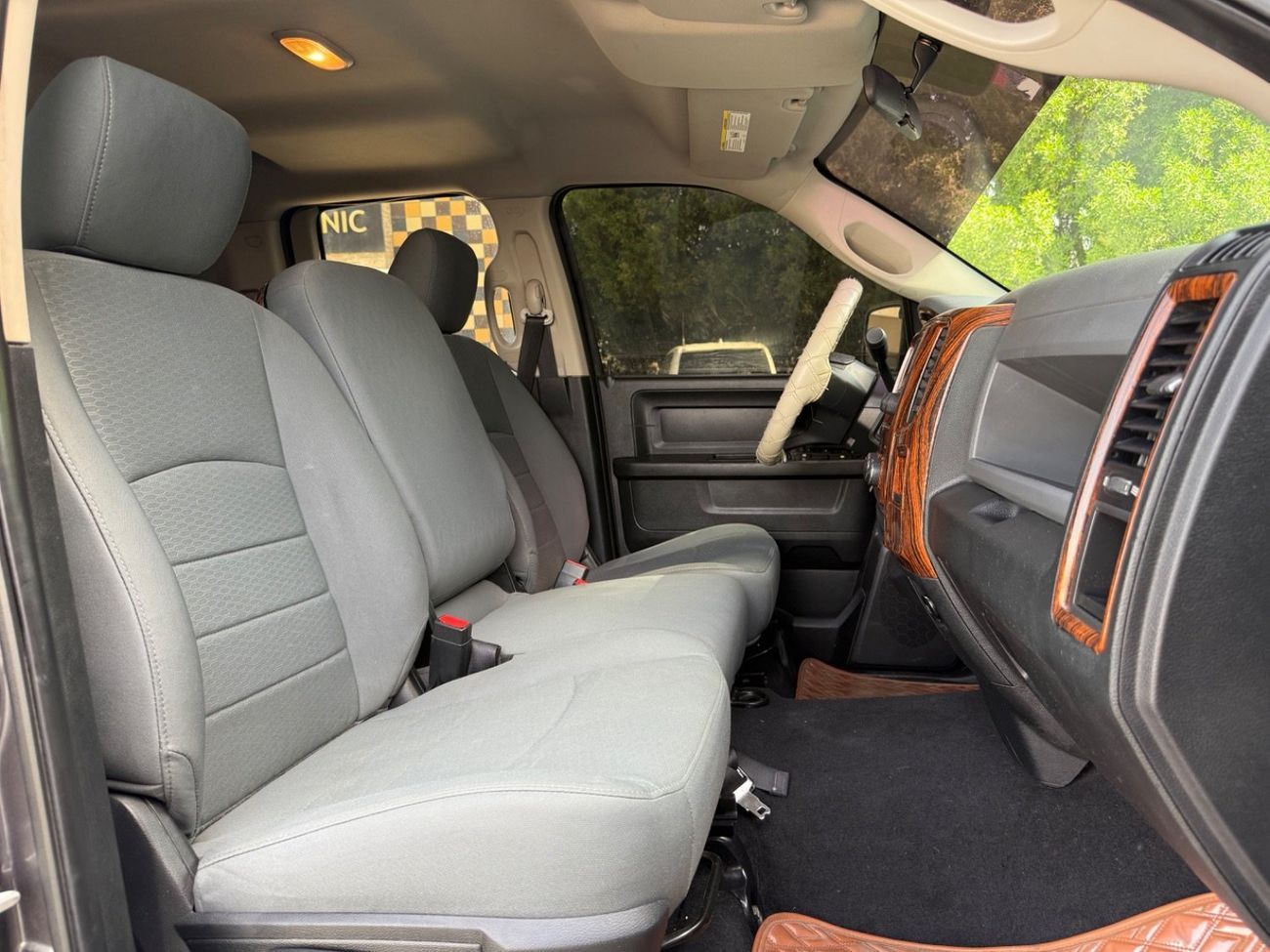 دودج رام فان Dodge Ram 1500 2014 5.7  4*4