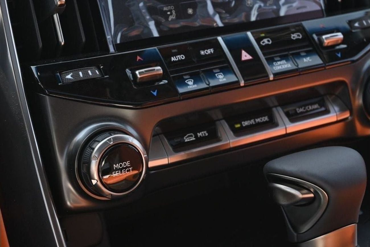 لكزس LX 600 Lexus LX600 VIP w/Black Pkg 3.5L Twin-Turbo V6, Petrol Model 2024, Color Black