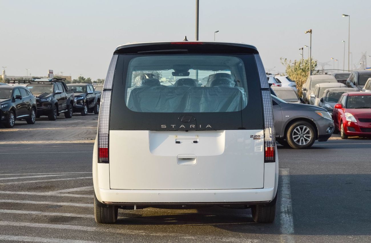 Hyundai Staria HYUNDAI STARIA 2.2L 4WD DIESEL MINIVAN 2025