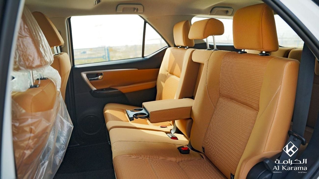 تويوتا فورتونر VXR SR5 - 2.8L Diesel 4x4 | Full Option SUV with 360 Camera, Radar, Diff Lock, Cooling Seats, GCC Sp
