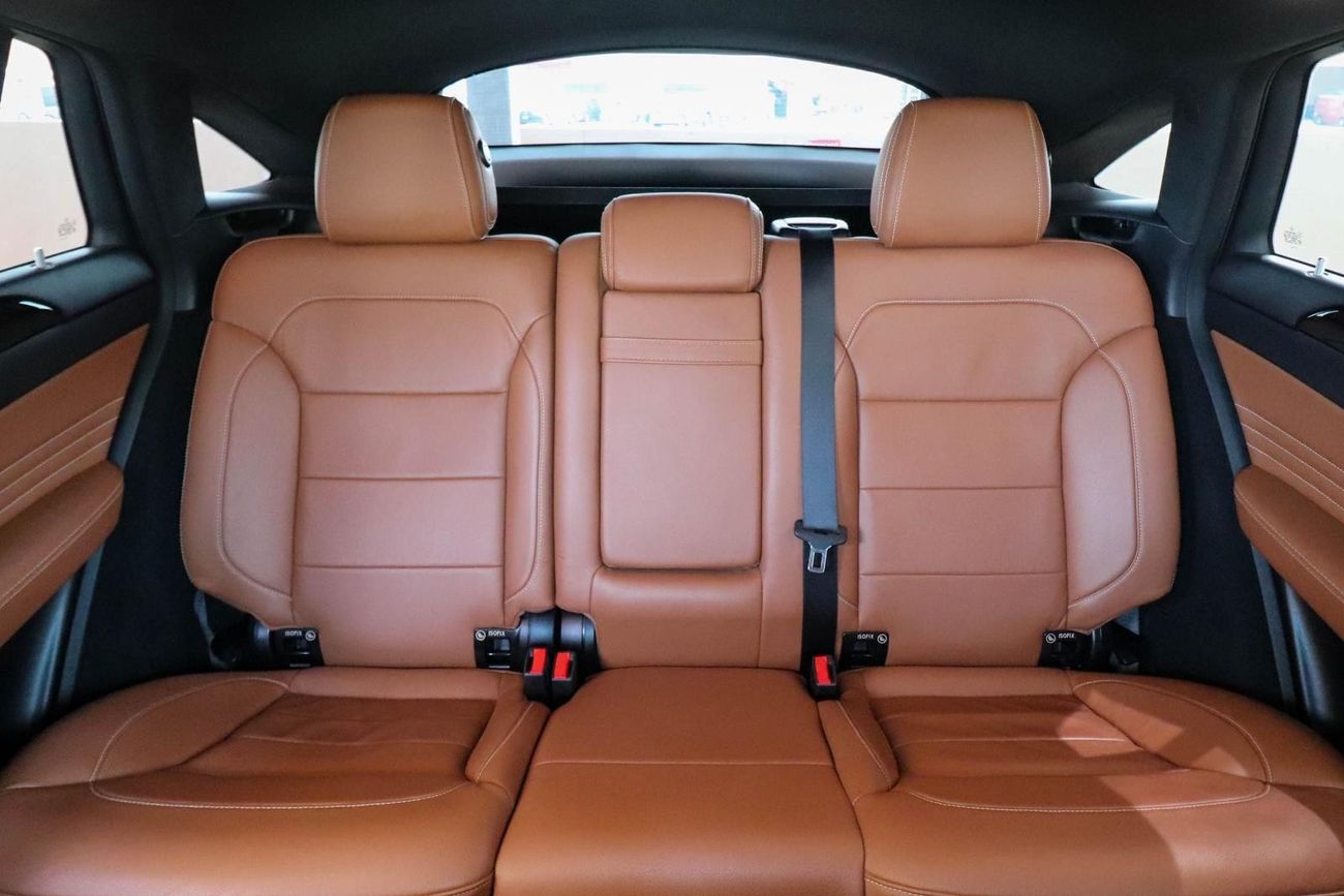 مرسيدس بنز GLE 43 AMG C292