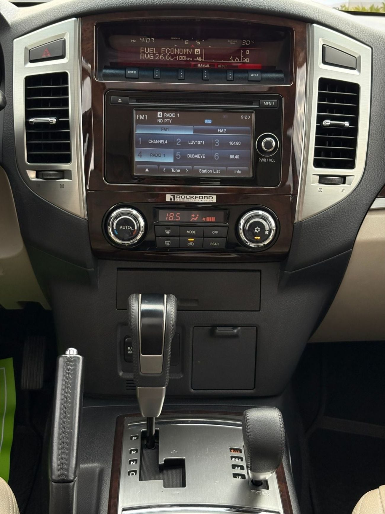 Mitsubishi Pajero GLS Top 3.5L AED 1,710 P.M | 0% DOWN PAYMENT | MITSUBISHI PAJERO V6 – 3.8L | 2018 | GCC SPECS | ORIG