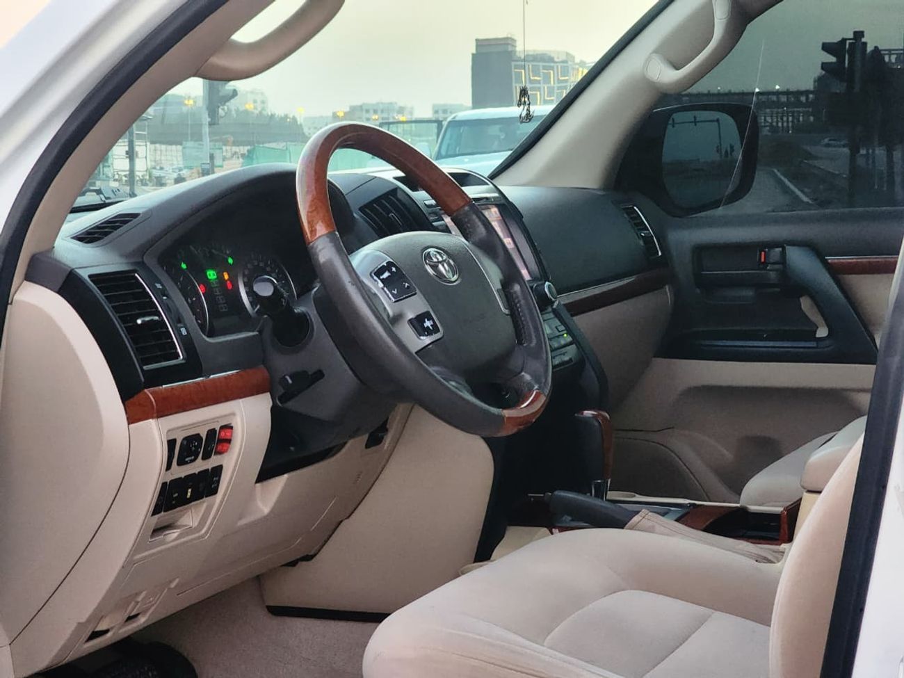 Toyota Land Cruiser GXR