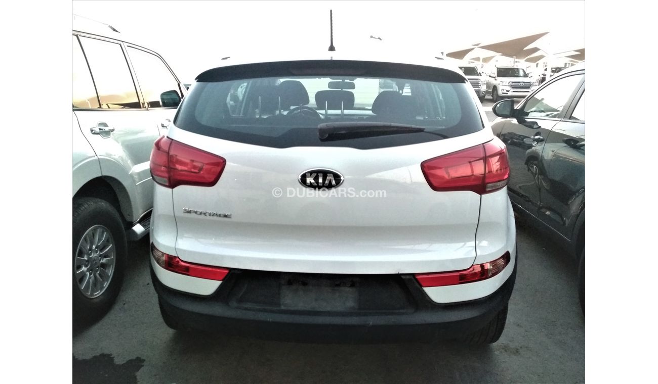 Kia Sportage 2015 WHITE GCC NO PAIN NO ACCIDENT PERFECT