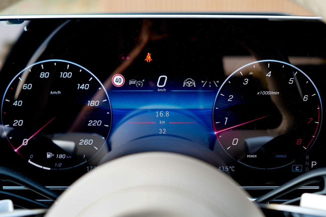مرسيدس بنز S 500 4MATIC L HIGH