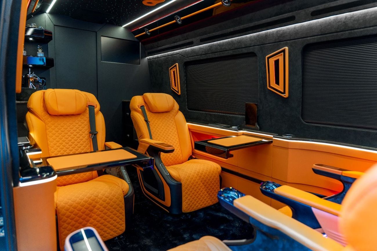 Mercedes Benz Sprinter Luxury VIP Sprinter with Private Washroom