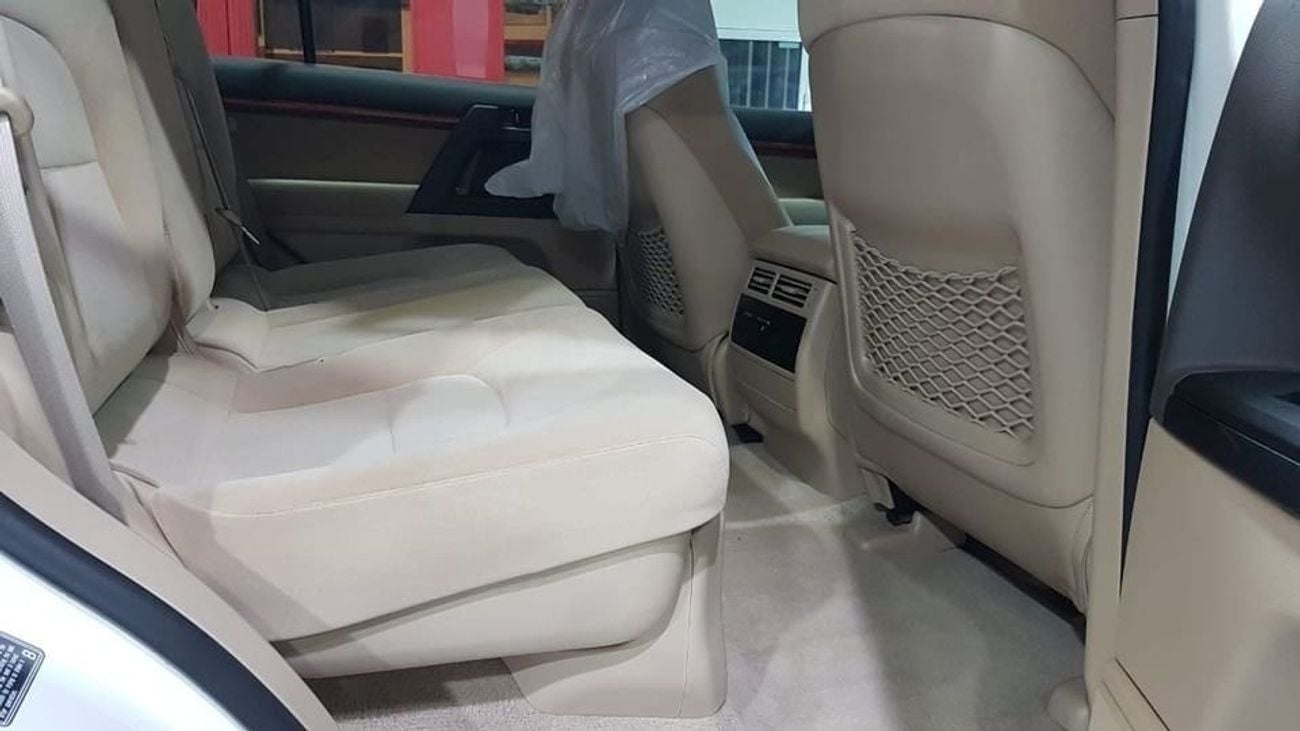 تويوتا لاند كروزر GXR 4.0L (271 HP) 4WD