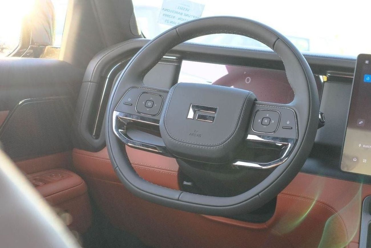 ROX 01 ROX 01 Plug-In Hybrid VIP 1.5T 4WD 2024