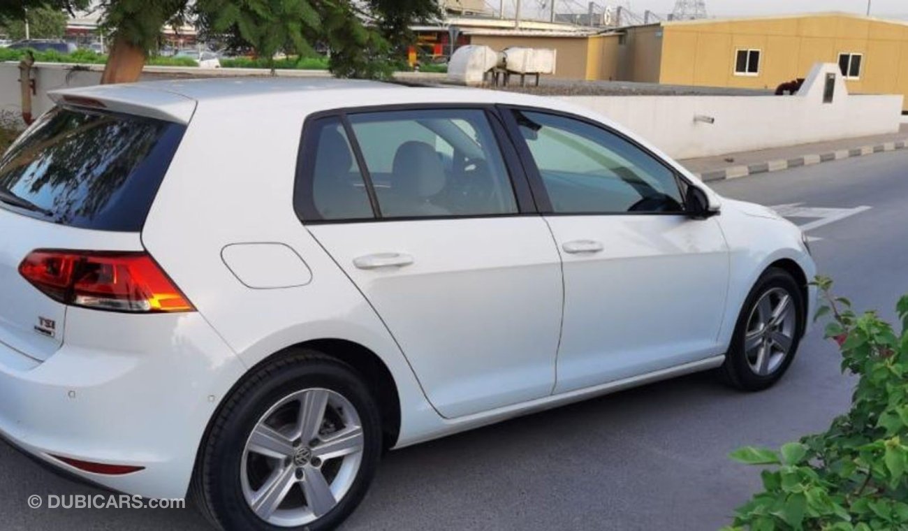 Volkswagen Golf TSI - WARRANTY - GCC SPECS - FULL SERVICE HISTORY -