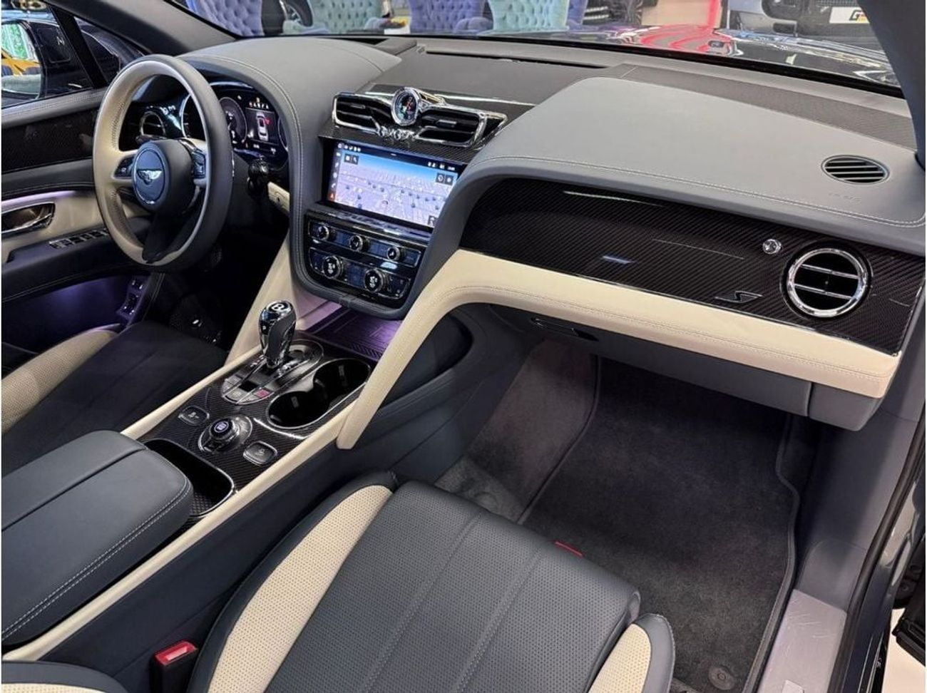 بنتلي بينتايجا 2022 BENTLEY BENTAYGA S V8 /GCC/ DEALER WARRANTY AND SERVICES