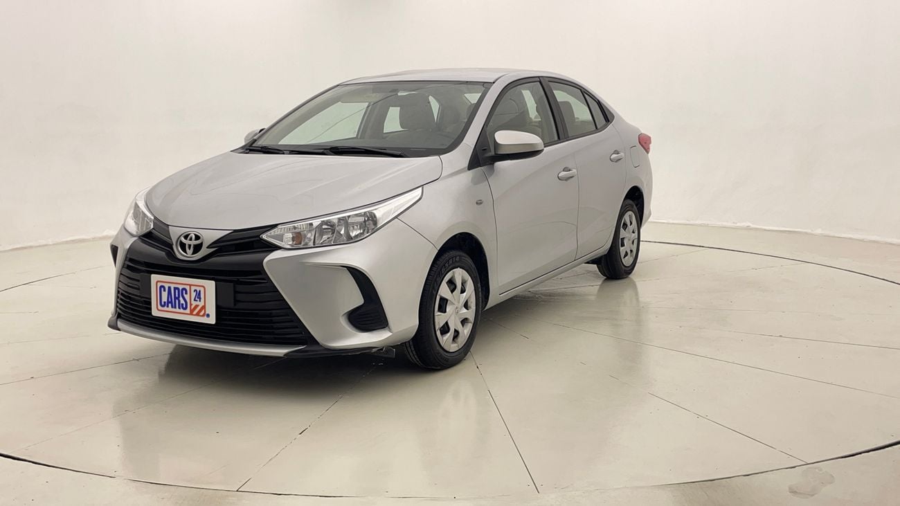 تويوتا يارس E 1.5 | بدون دفعة مقدمة | اختبار القيادة في المنزل