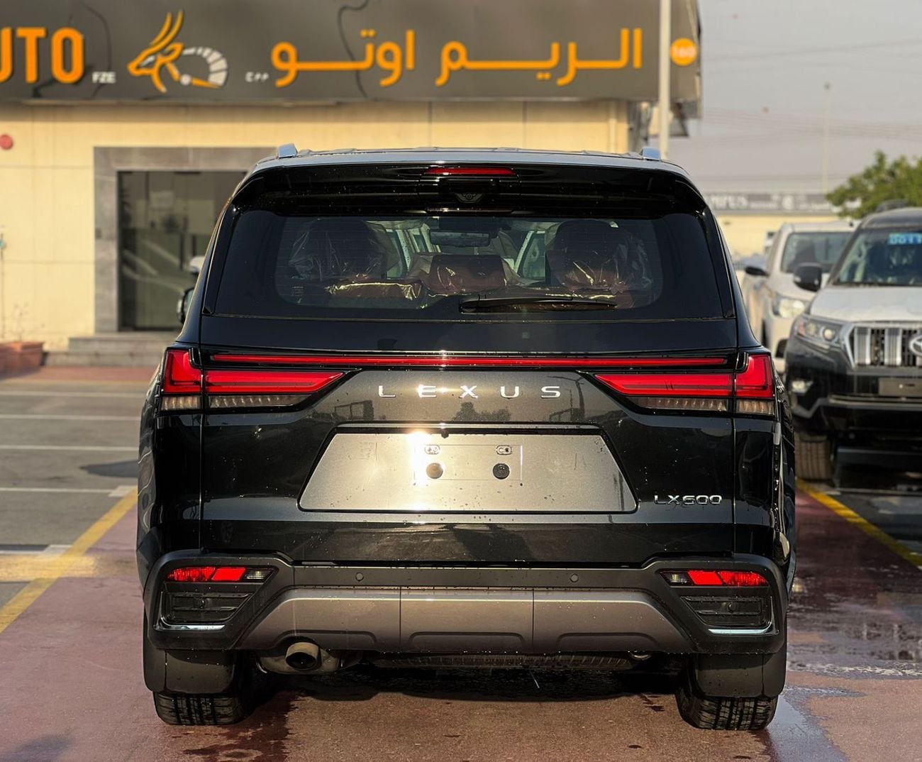لكزس LX 600 LEXUS LX600 (VJA310) 3.5L SUV 4WD