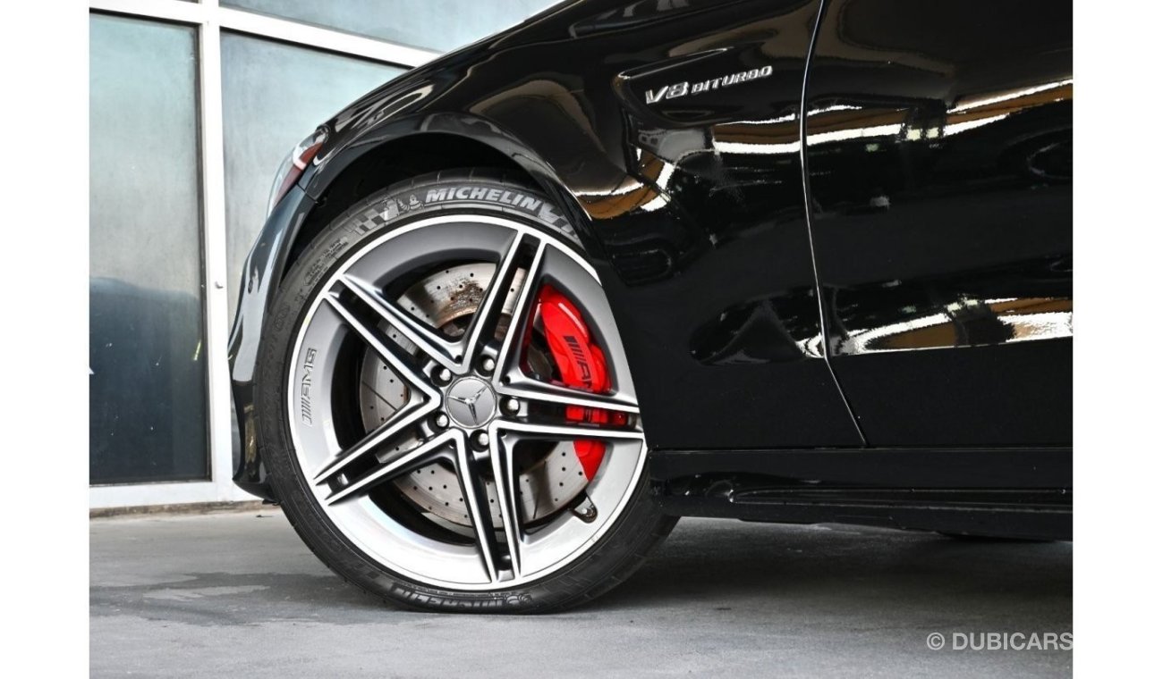 Mercedes-Benz C 63 AMG Std Mercedes C63’S AMG - Original Paint-Fully Carbon-Panoramic Roof-Under Warranty AED 5864 Monthly