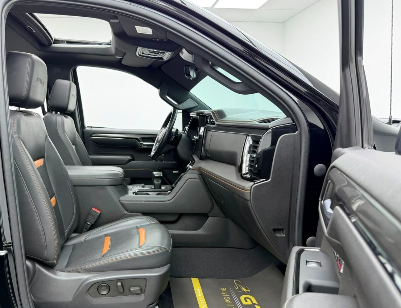 GMC Sierra 1500 CREWCAB AT4 2023 GMC Sierra AT4, 1 Year Unlimited Km Warranty, Full GMC Service History, Excell