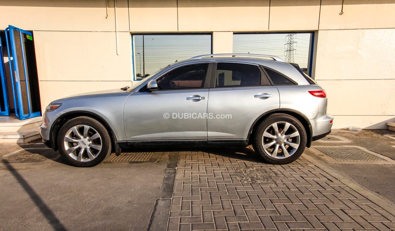 Infiniti FX35