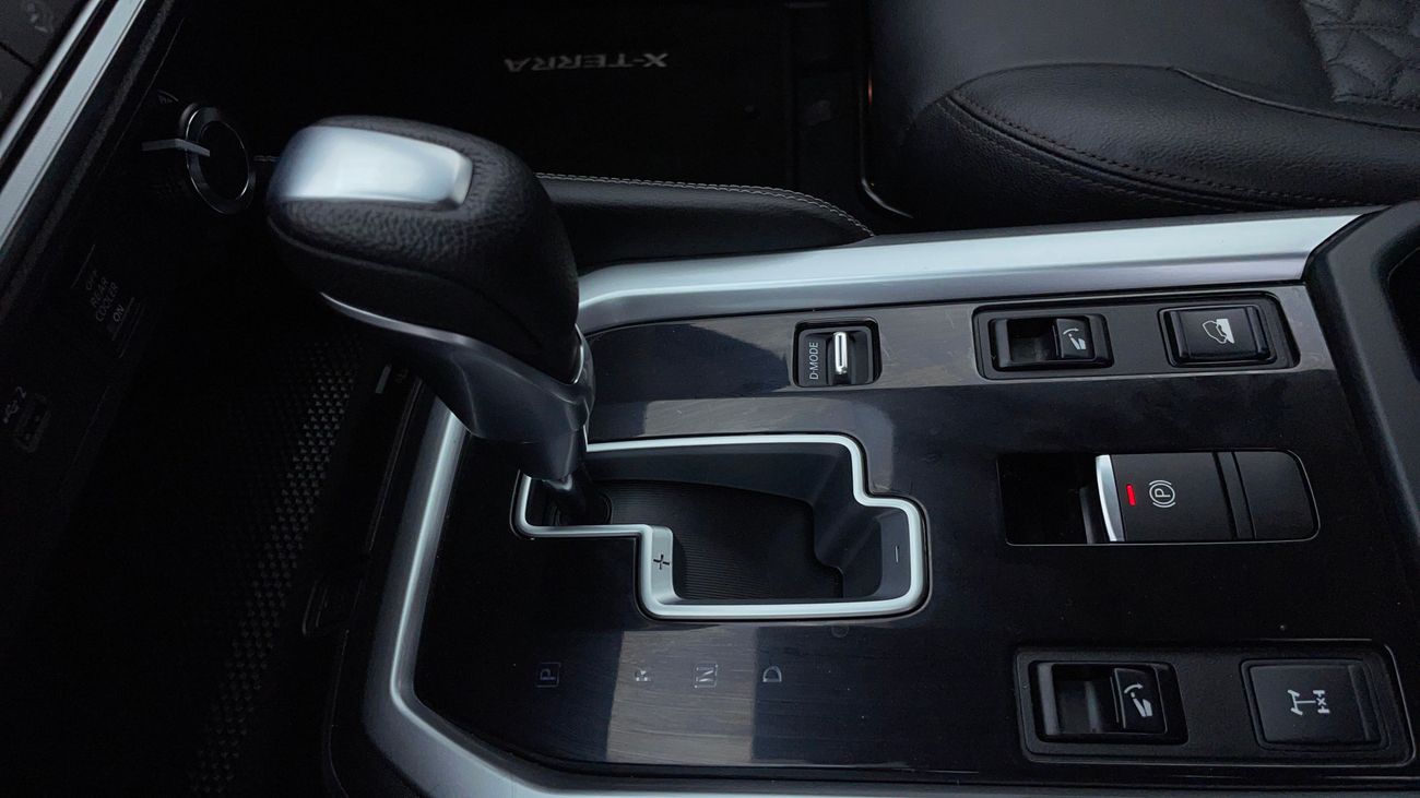 Nissan XTerra PLATINUM 2.5 | Zero Down Payment | Free Home Test Drive