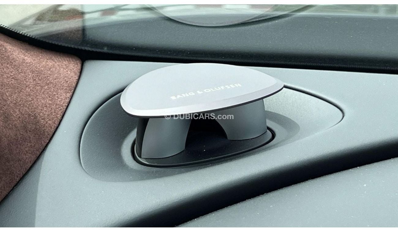 جينيسس G90 Royal Long AWD V6 GCC Like New