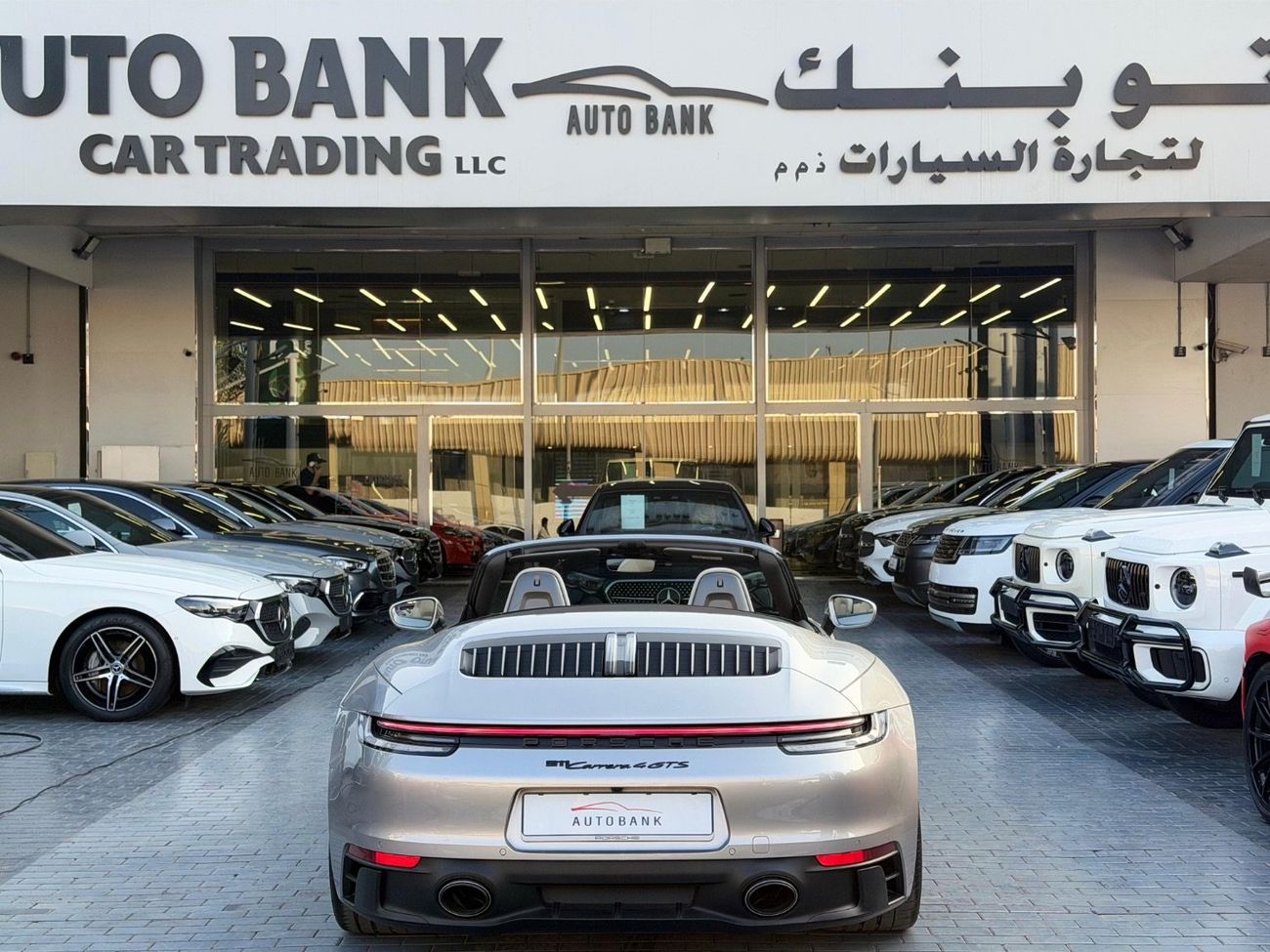 بورش 911 Carrera 4GTS 3.0L (450 HP) Convertible