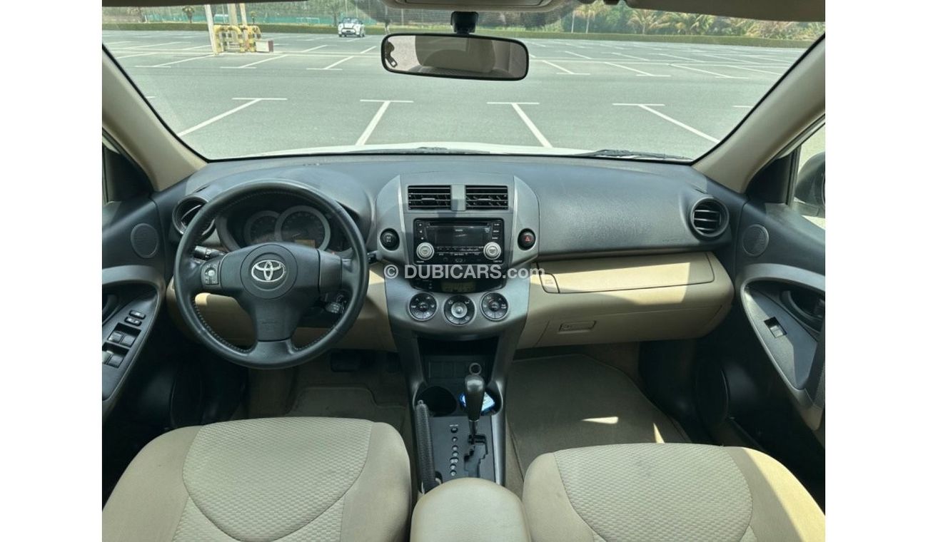 Toyota RAV4 MODEL 2012 GCC CAR PERFECT CONDITION inside and outside f