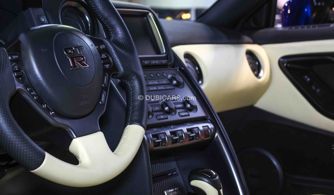 Nissan GTR