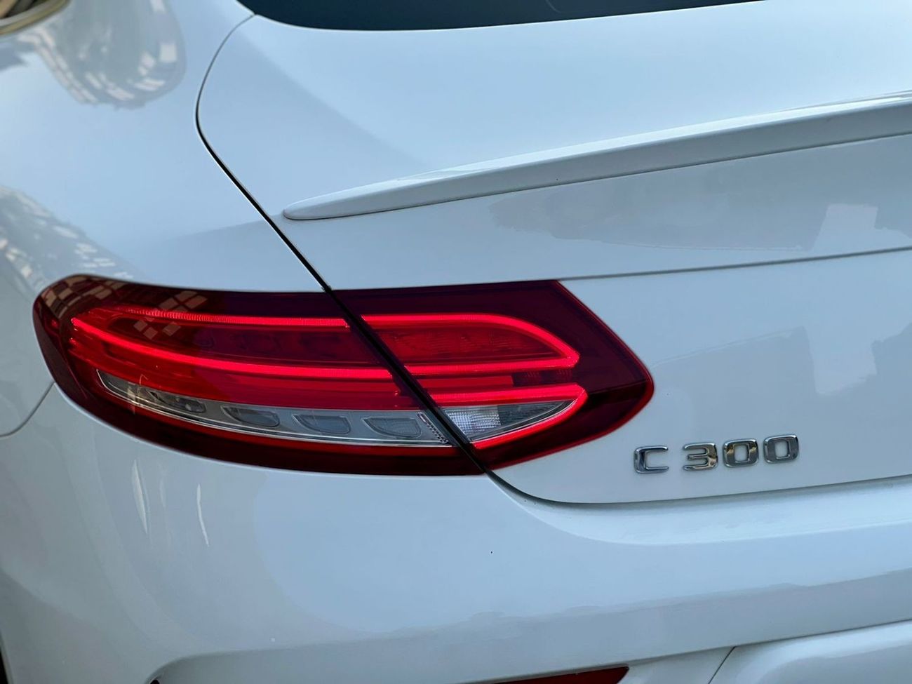 Mercedes-Benz C 300 Luxury Mercedes-Benz C300 COUPE 2017