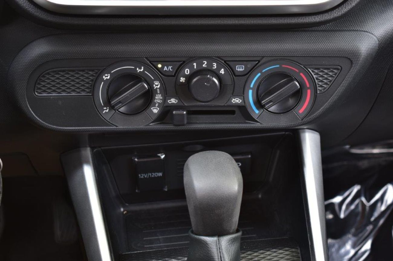 تويوتا ريز 1.2L E