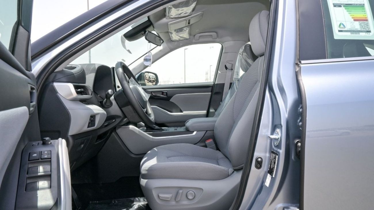 Toyota Highlander Toyota Highlander LE 2.5L Standard Hybrid - 2024 (Export)