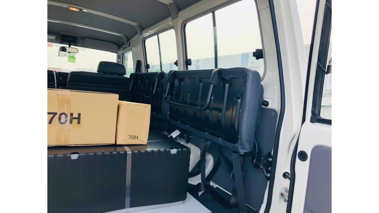 Toyota Land Cruiser 70