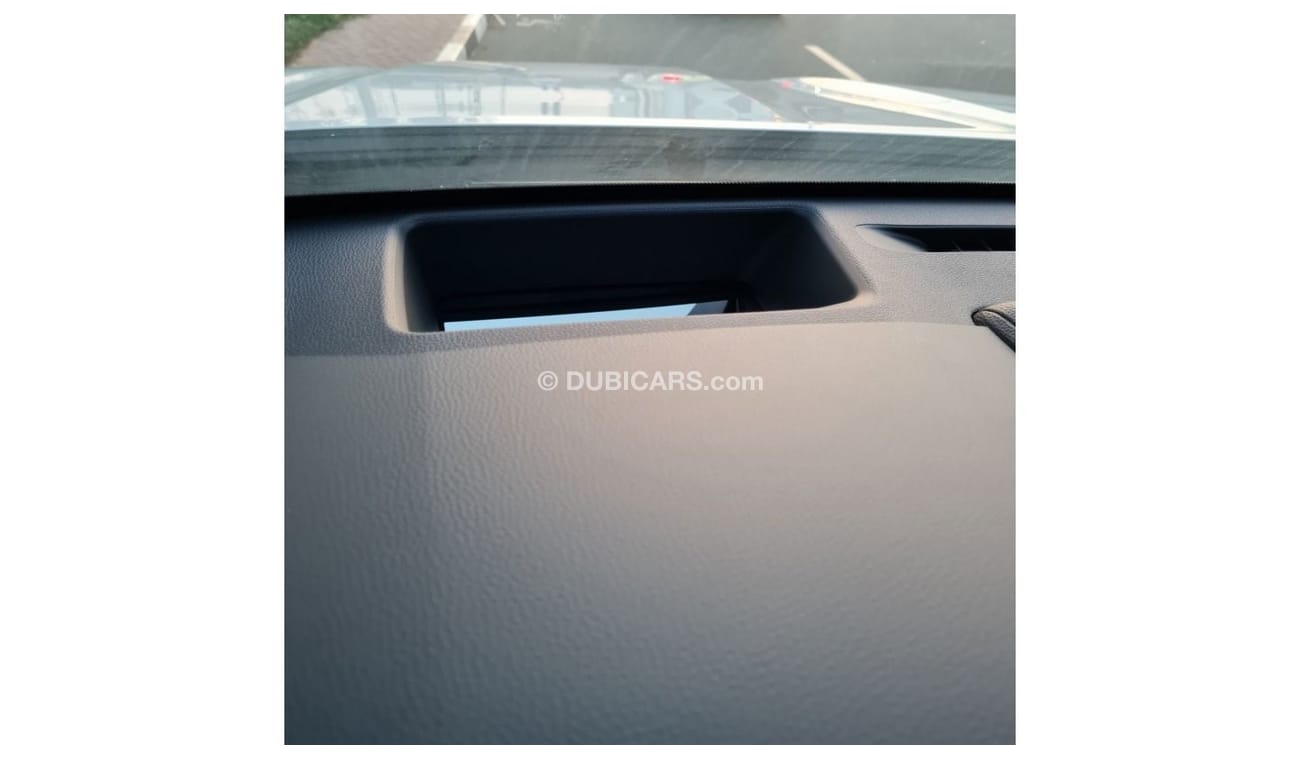 Toyota Highlander 2023 Toyota Highlander 2.5L Hybrid Premium Edition