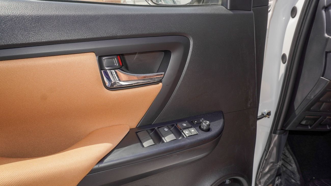 تويوتا فورتونر 2.7 L