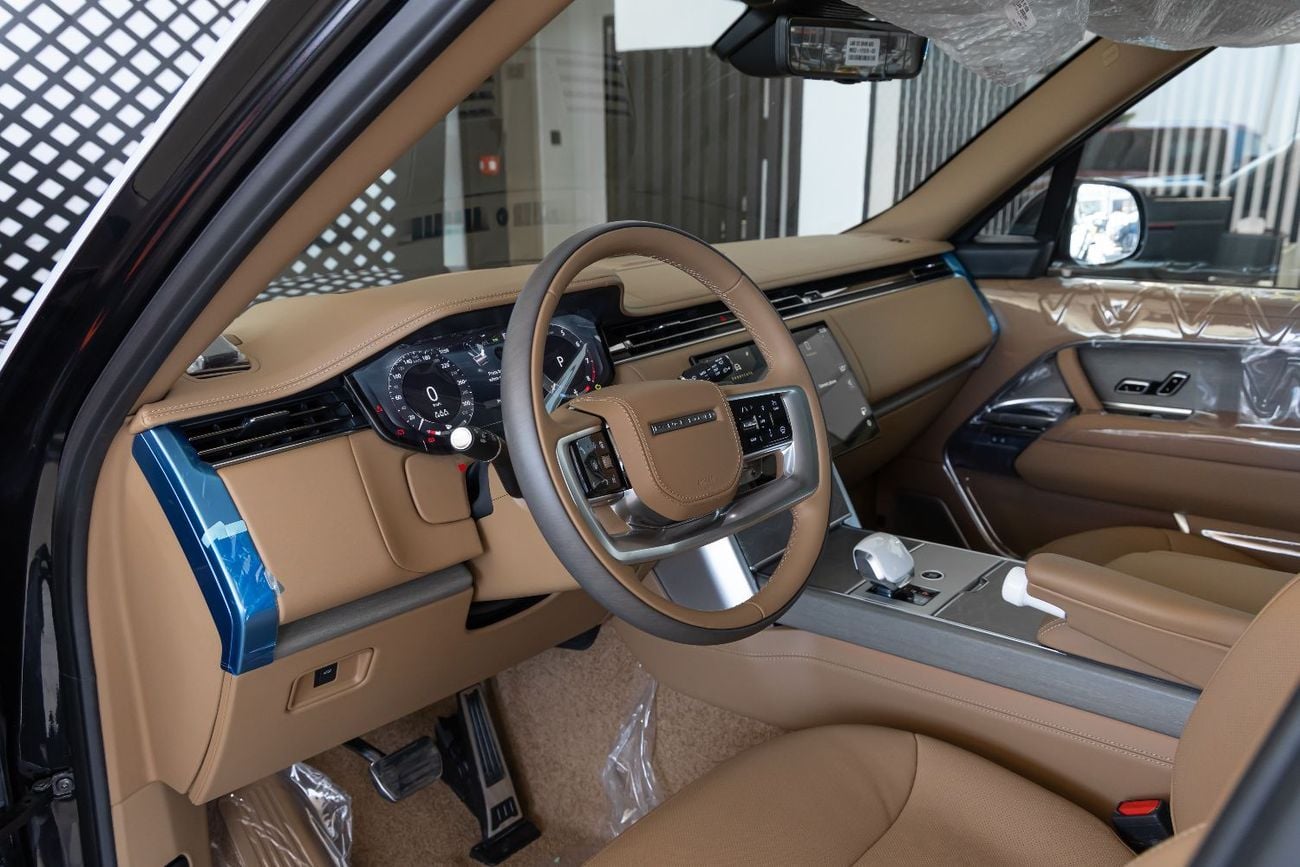 Land Rover Range Rover SV LWB P615 Range Rover | Vogue | SV | GCC | 4.4L Twin-Turbo V8 | SWB | AWD | VIP Rear Seats | 2026
