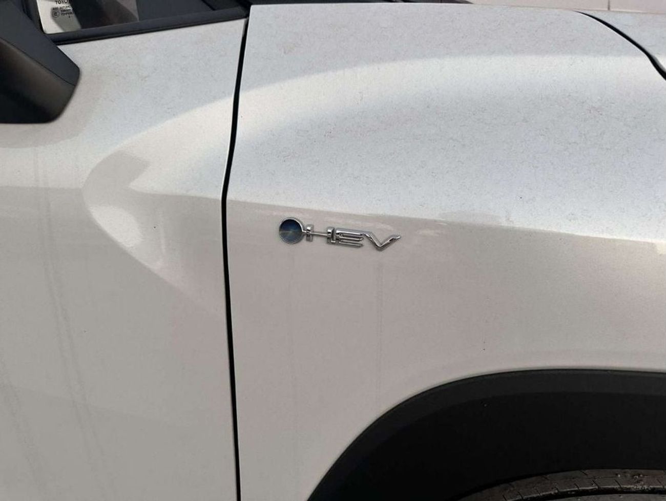 Toyota Corolla Cross 2.0L (HEV) FRONT WHEEL DRIVE 5 SEATS 5 DOOR