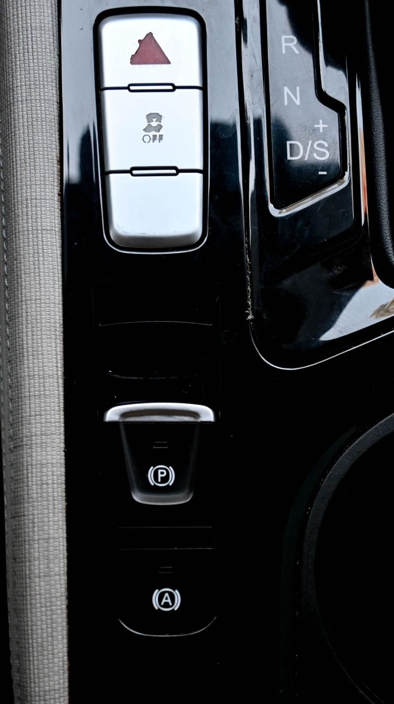 JAC J7 JAC J7 1.5L 2024 GCC | Accident Free | | Full Option 704 AED Monthly