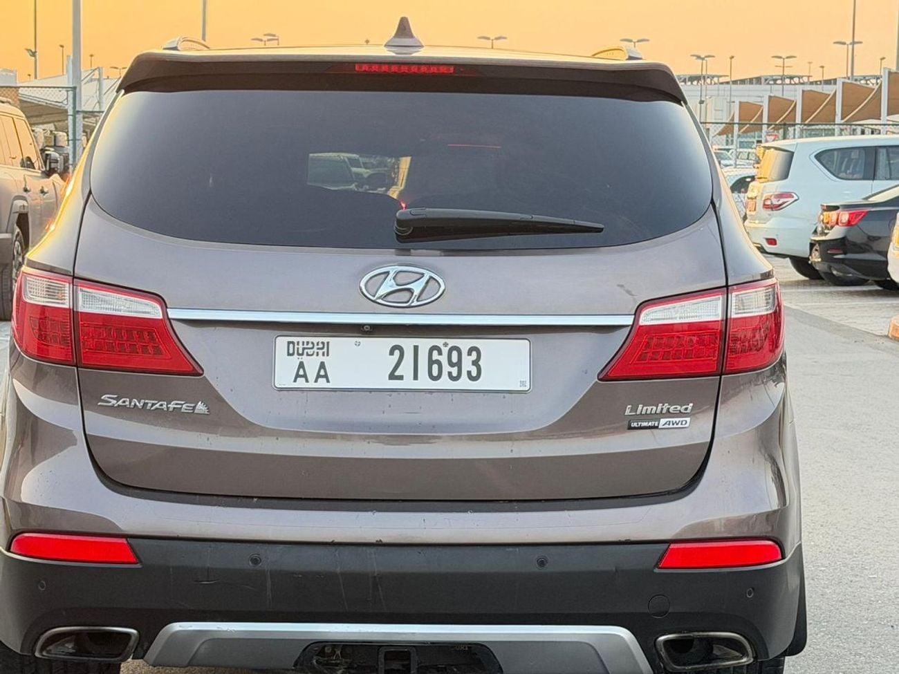 Hyundai Santa Fe fully loaded with panoramic sunroof