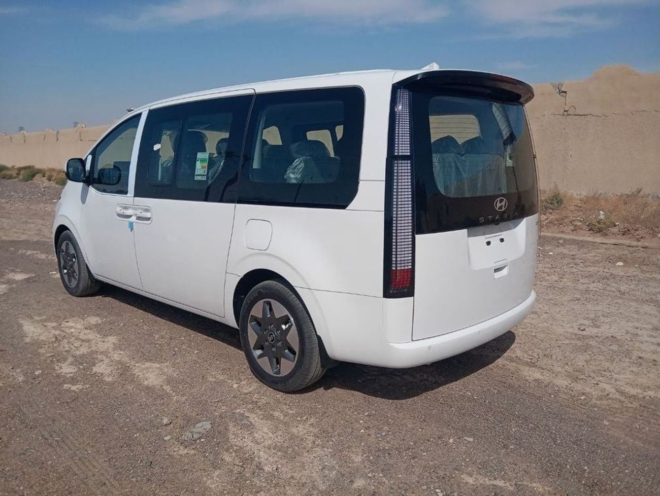 هيونداي ستاريا 2025 Hyundai Staria Prestige AT Diesel 11 Seater