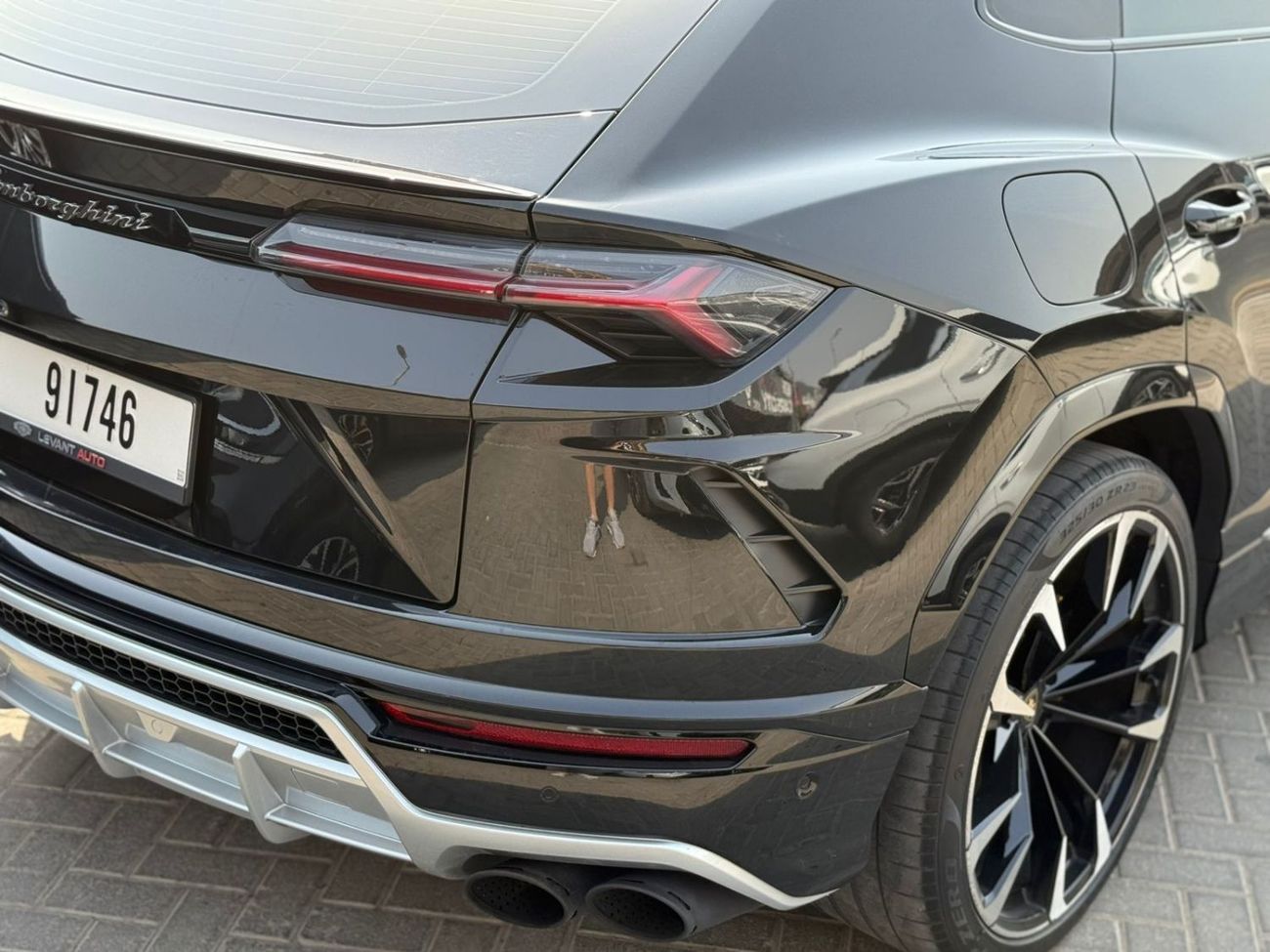 Lamborghini Urus STD 4.0T V8