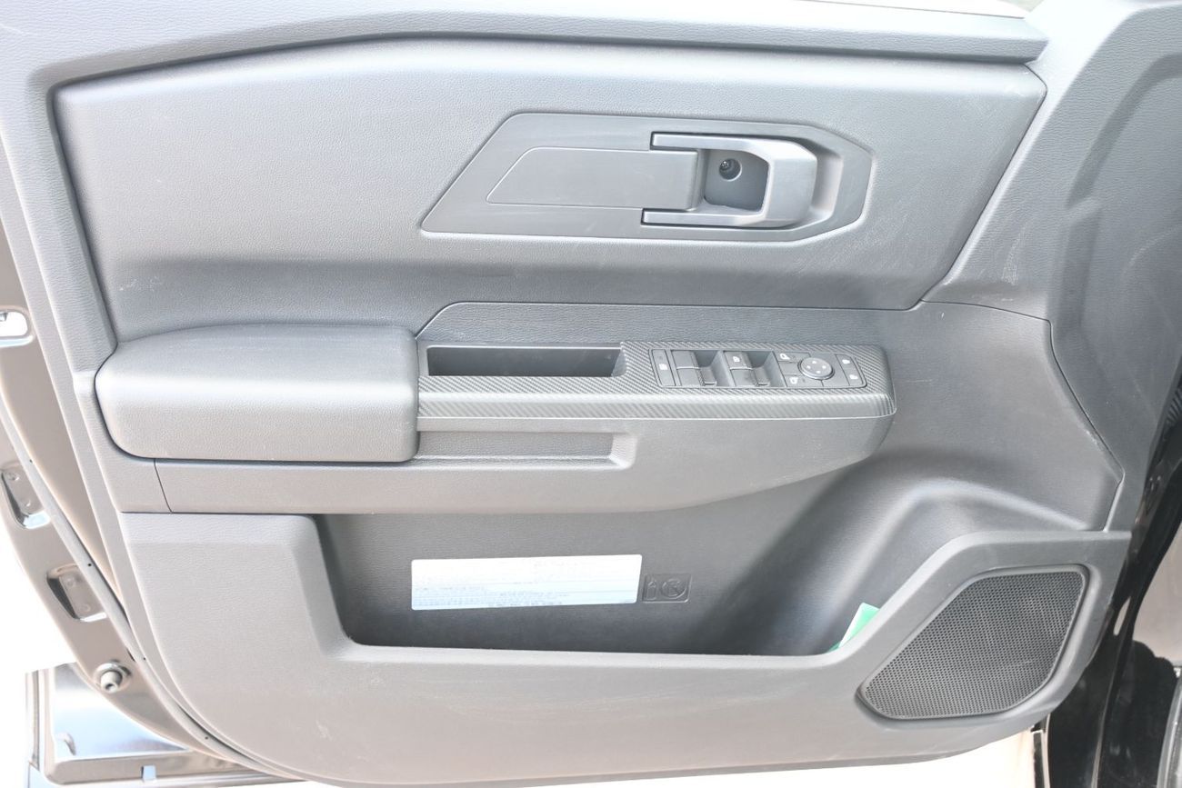 Mitsubishi L200 GL MITSUBISHI L200 2.4L PETROL DCABIN 4X4 5M/T MODEL 2026 BRAND NEW [SILVER /W/ G / B]