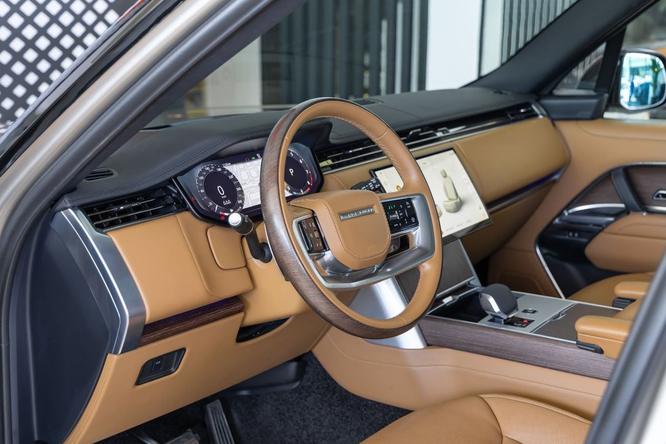 Land Rover Range Rover HSE P530 4.4L Range Rover Vogue HSE P530 | GCC | 5 Years Al Tayer Warranty | Fully Loaded | 2024