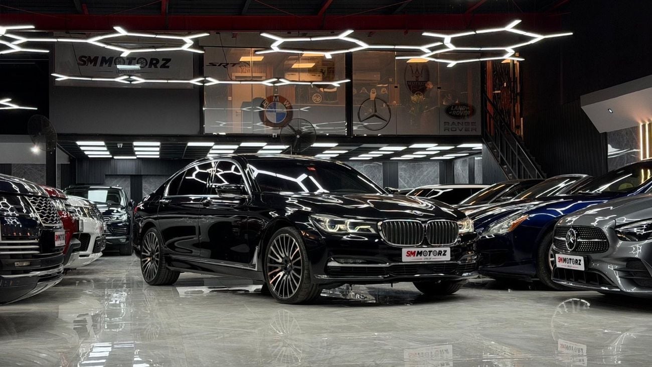 BMW 750Li xDrive 4.4L (523 HP)