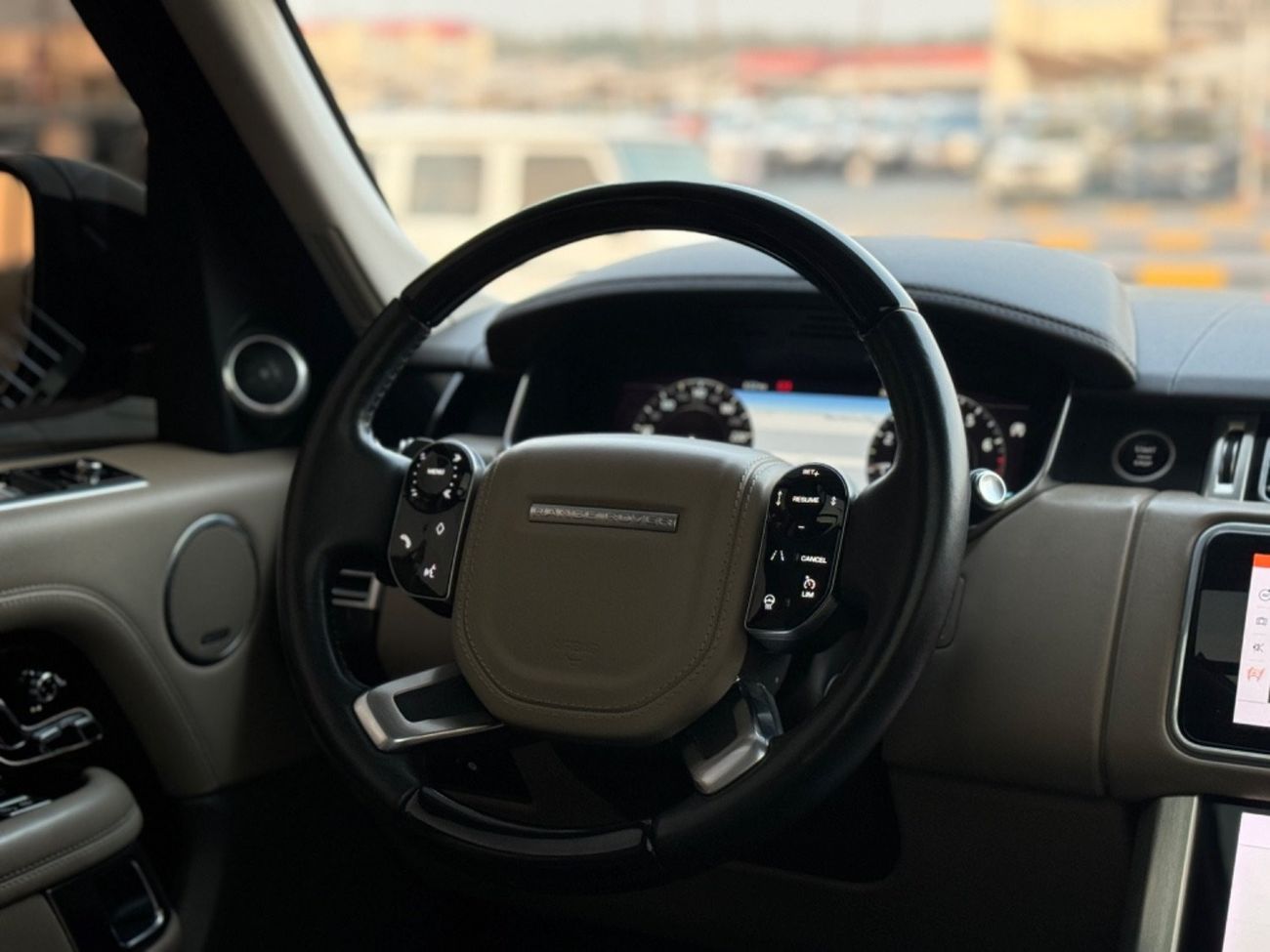 Land Rover Range Rover Range Rover Vogue Supercharged / 2019 / Canadian Clean Title / Full Service History / V8