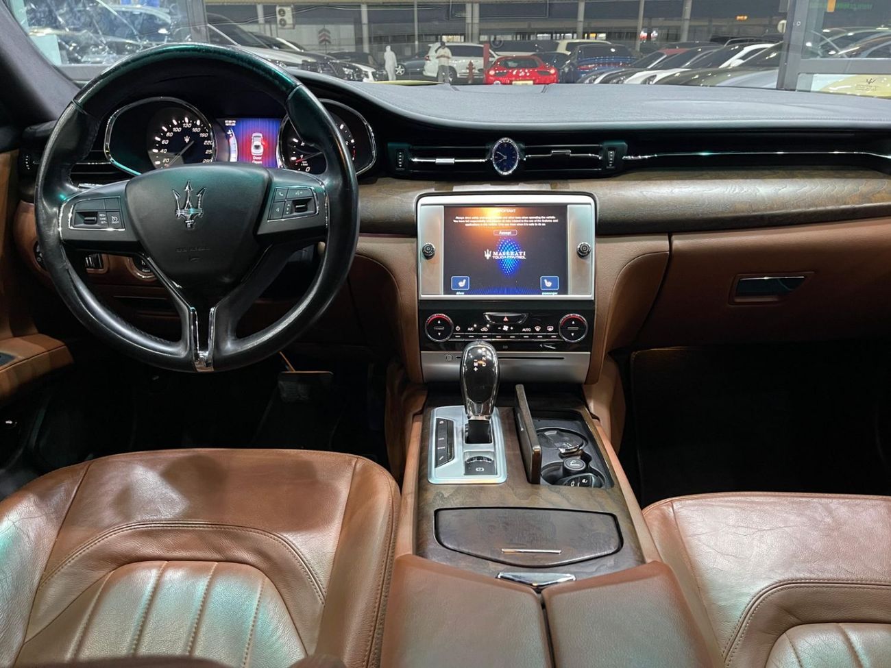 Maserati Quattroporte Std 3.0L (350 HP)