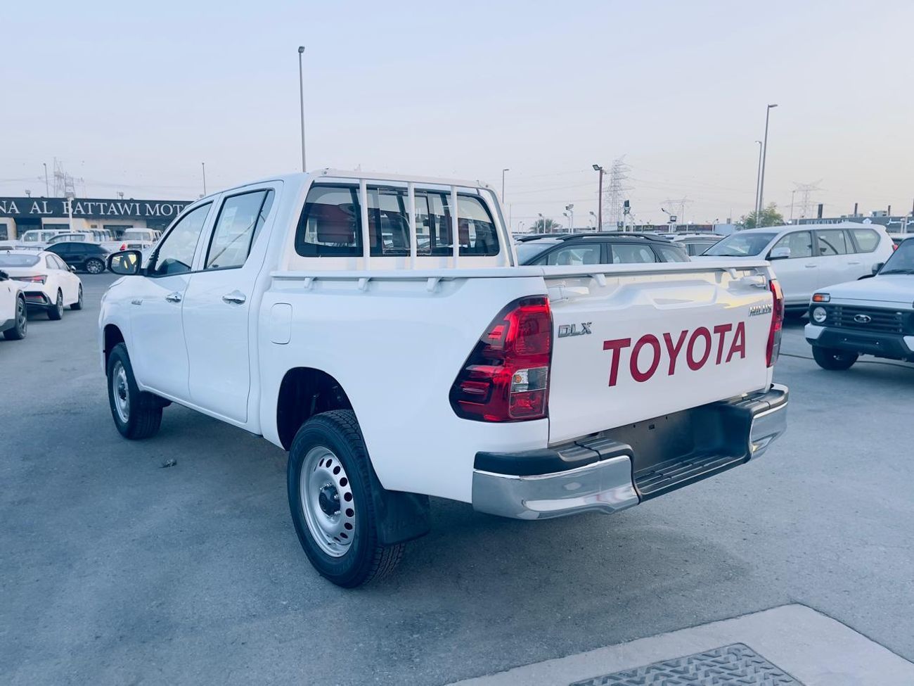 تويوتا هيلوكس GL 2.4L Double Cab Utility