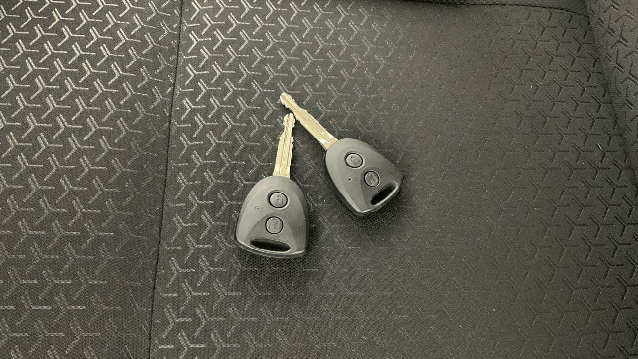 تويوتا ريز G | upto AED 20,000 Ramadan Discount | شامل الضمان | 0 ﺪﻔﻋﺓ ﺃﻮﻟﻯ